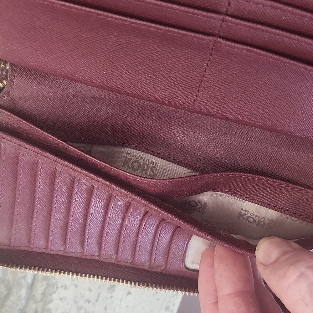 Michael Kors Burgundy Leather Large Zip Around Wallet Wristlet - Picture 5 of 15